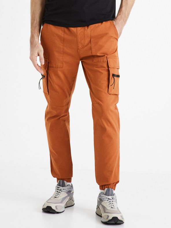 Celio Ziegelfarbene Herren Cargohose Celio Dozip