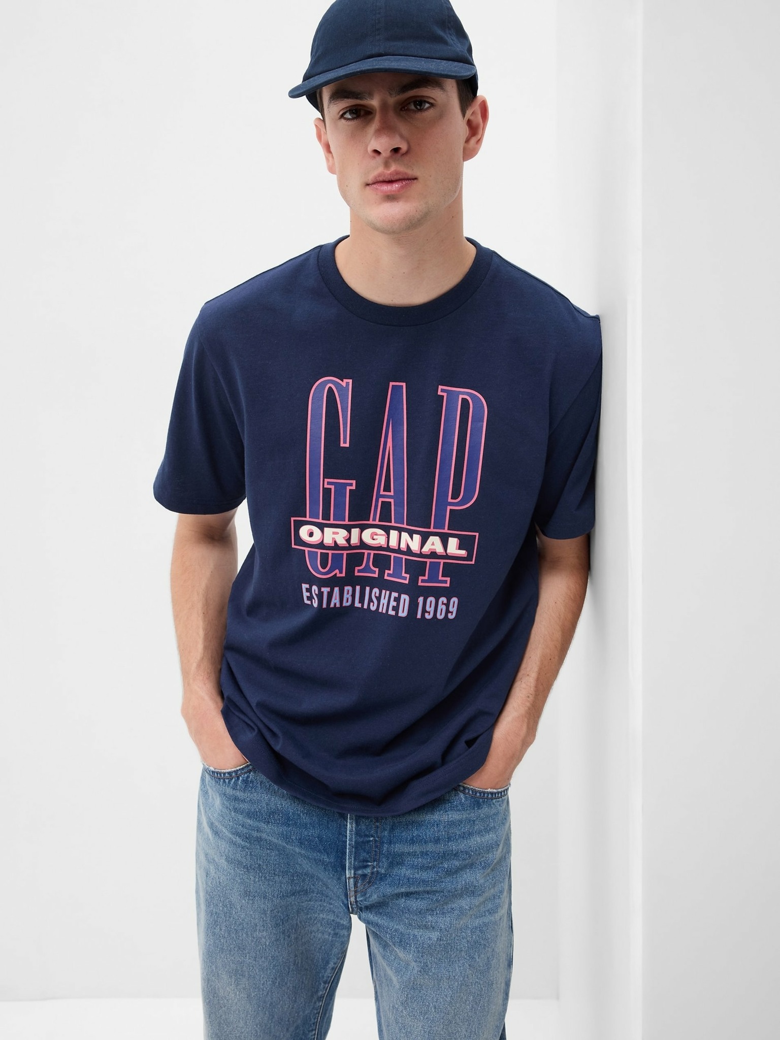 GAP T-Shirt