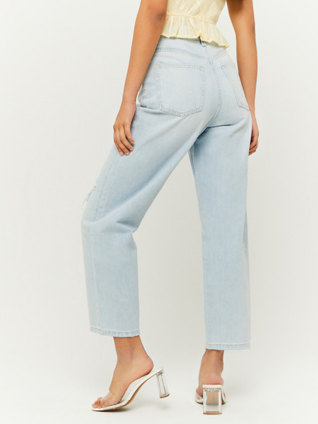 TALLY WEiJL Hellblaue Jeans mit gerader Passform TALLY WEiJL