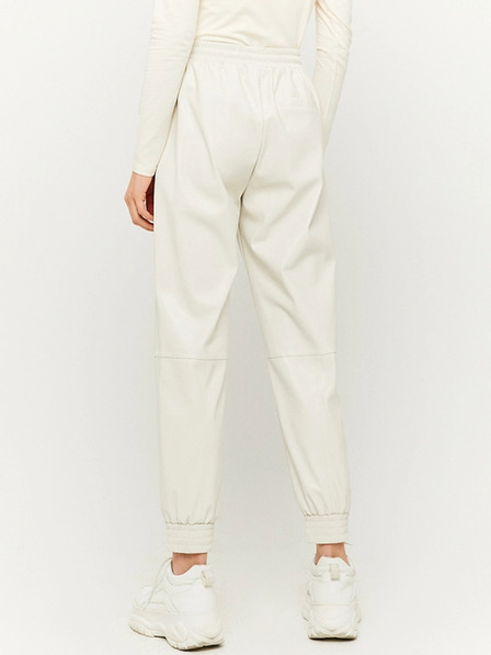 TALLY WEiJL Cremefarbene Lederhose TALLY WEiJL