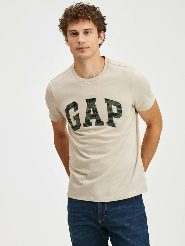 GAP T-Shirt