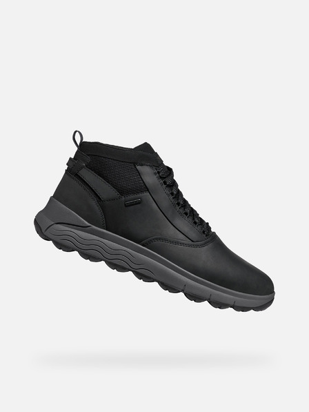 Geox Schwarze Herren-Stiefeletten Geox Spherica 4X4 B ABX